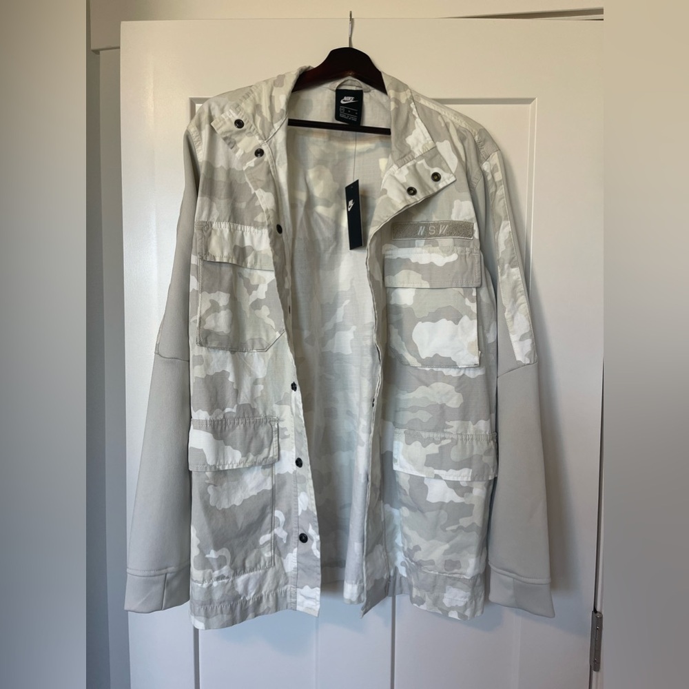 Nike Gray Camo Lightweight Jacket